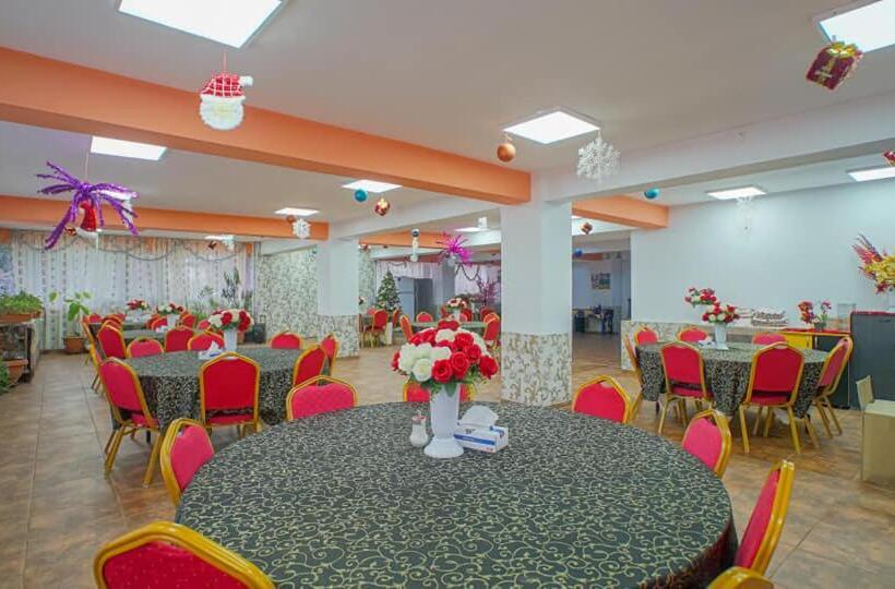 پانسیون Vila Muntii Bucegi & Spa