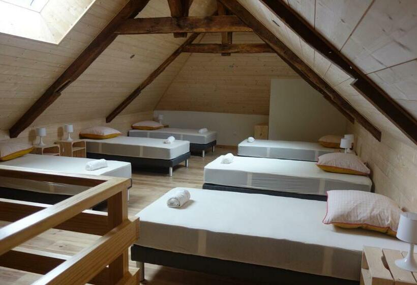 הוסטל Gîte Montagne Et Vie