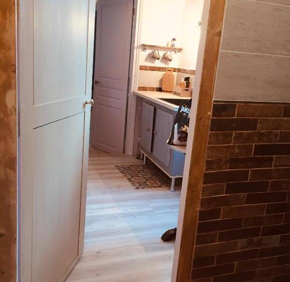 مبيت وإفطار Chambre Studio Le 42