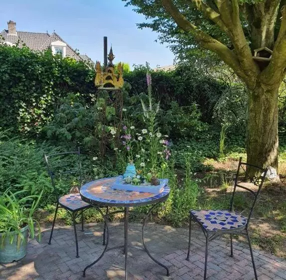 Aamiaismajoitus (B&B) De Vliegende Vlinder