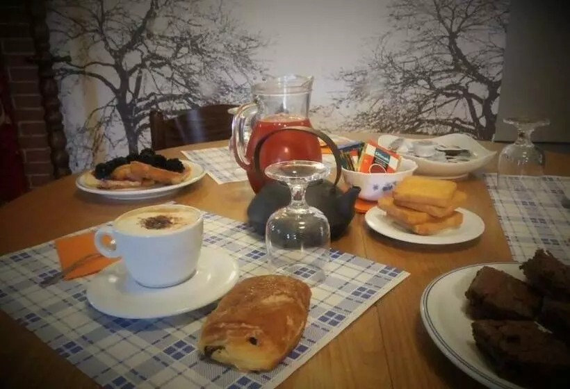 Aamiaismajoitus (B&B) L Elefantino   Bed And Book