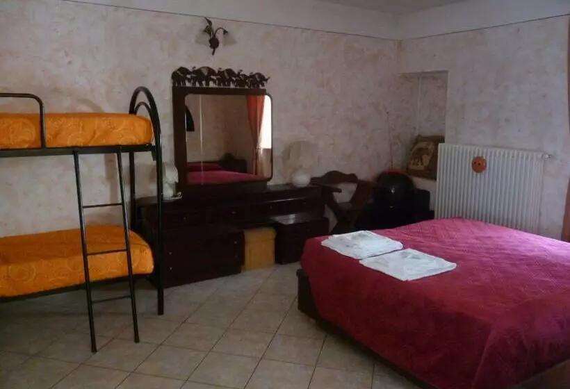 Aamiaismajoitus (B&B) L Elefantino   Bed And Book