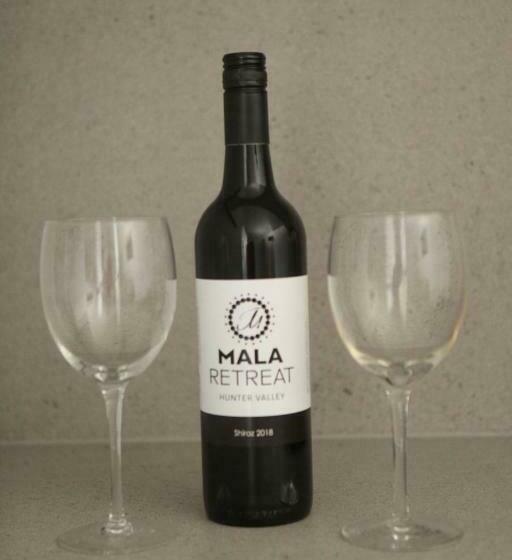 Bed and Breakfast Mala Retreat, Shiraz Suite 5 Star Immaculate And Comfortable