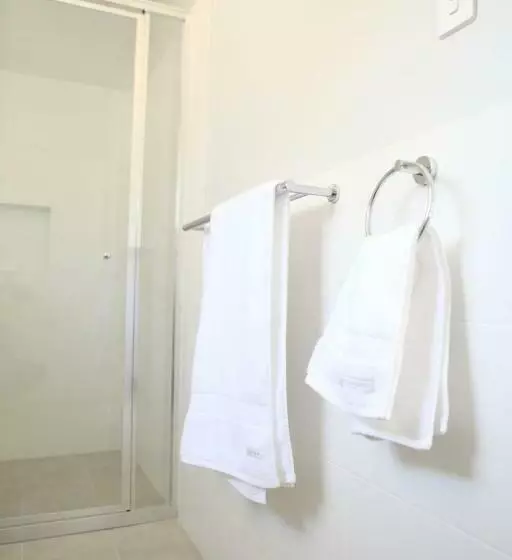 Aamiaismajoitus (B&B) Mala Retreat, Shiraz Suite 5 Star Immaculate And Comfortable