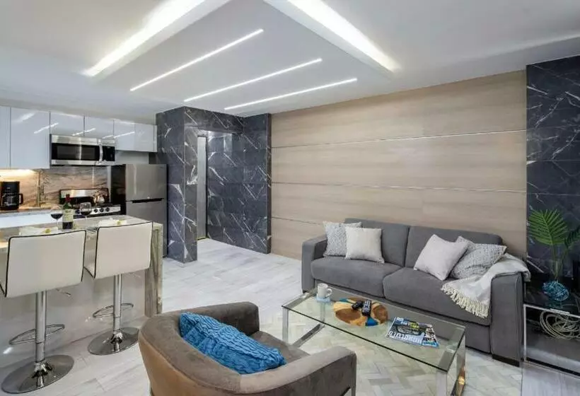 Executive Hotel Suite Downtown Free Parking