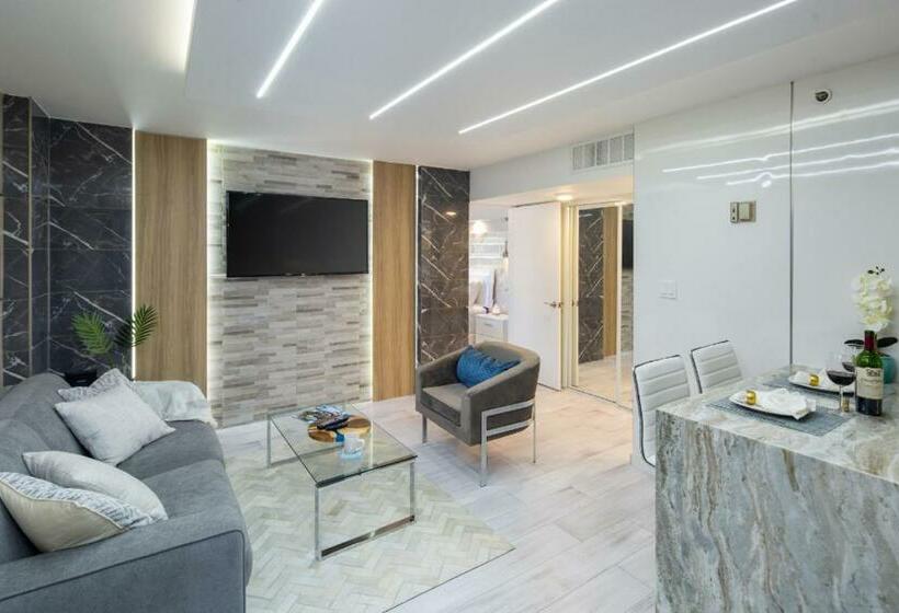 Executive Hotel Suite Downtown Free Parking