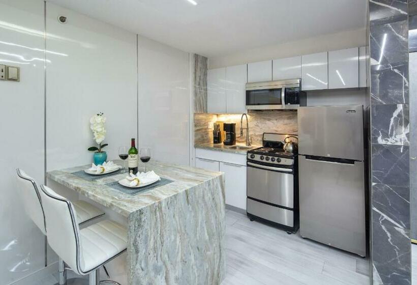 Executive Hotel Suite Downtown Free Parking