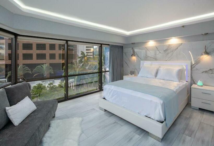 Executive Hotel Suite Downtown Free Parking