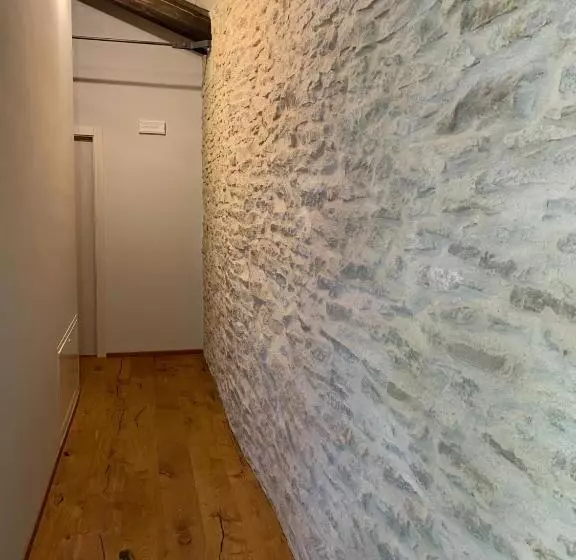 ペンション Cà Tinola