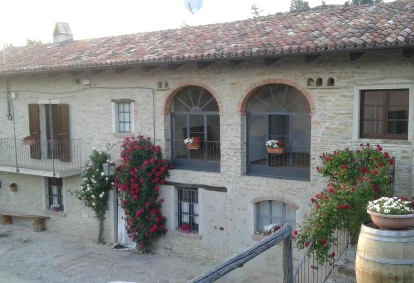 ペンション Cà Tinola