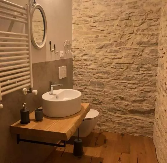 ペンション Cà Tinola