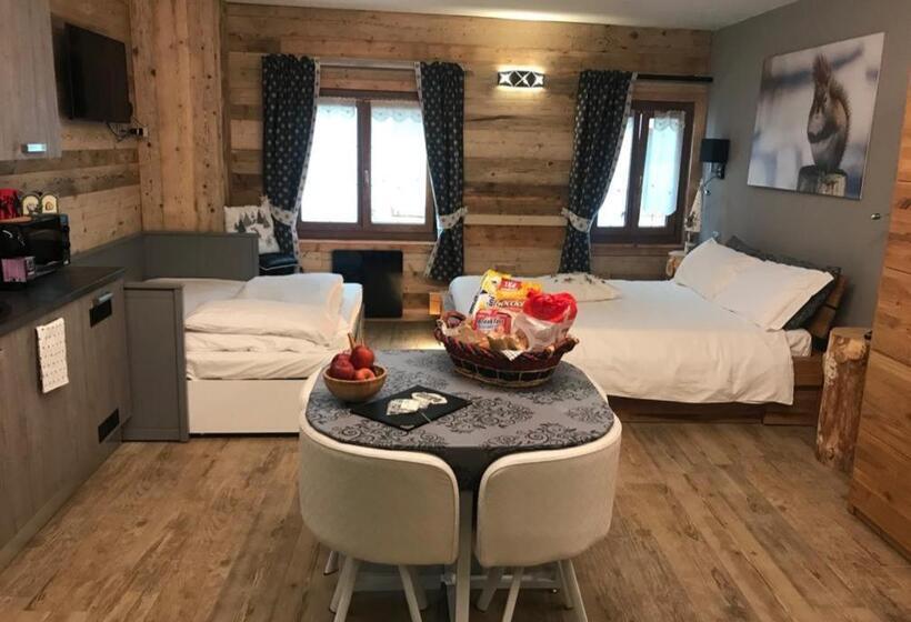 ペンション Fiocco Di Neve