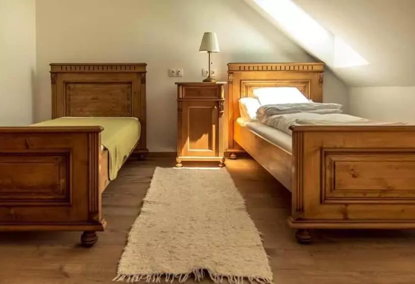 ペンション Somló Kolonics Kúria