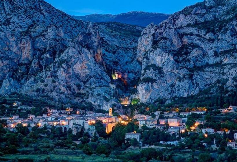 Bed and Breakfast Six Chandelles M étaient Comptées