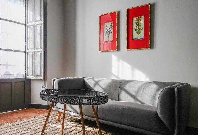 Hospederia Santa Clara