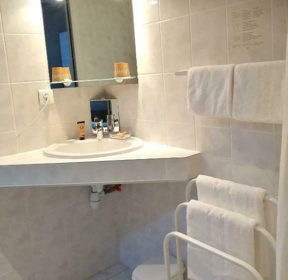 בית מלון כפרי Du Midi