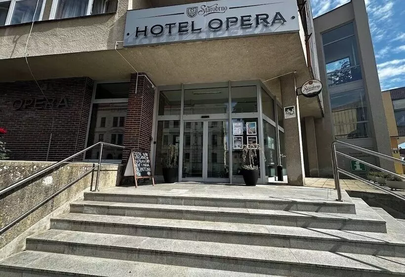 Hotelli Opera