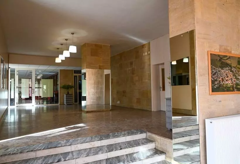 Hotelli Opera