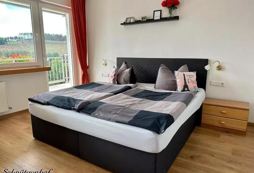 ホテル Schnütgenhof übernachtung Am Biggesee