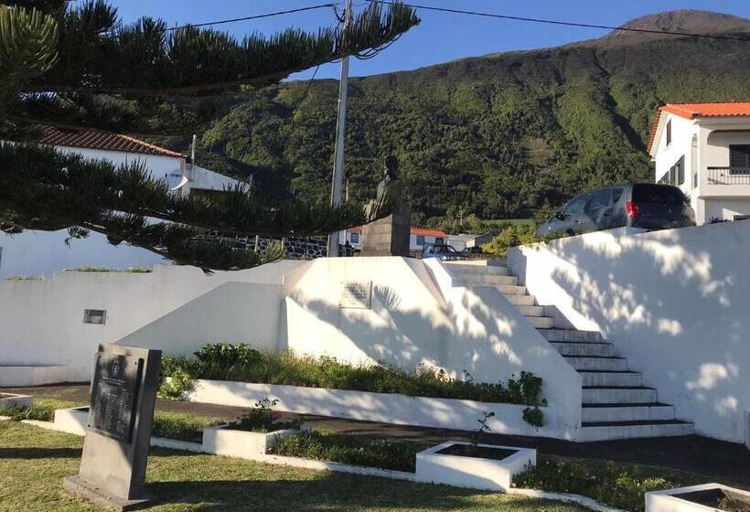 Pensão Casa Da Prainha