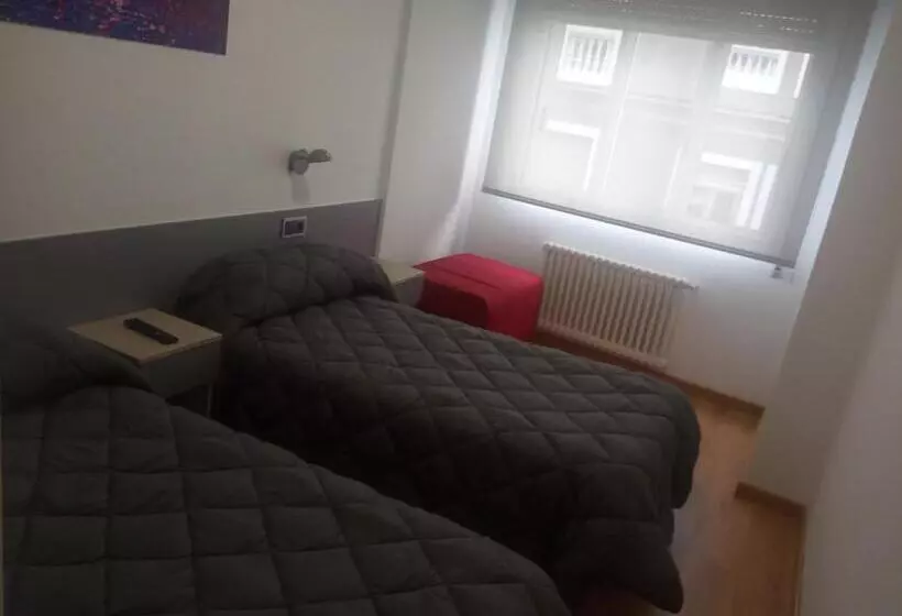 پانسیون Hostal Outarelo