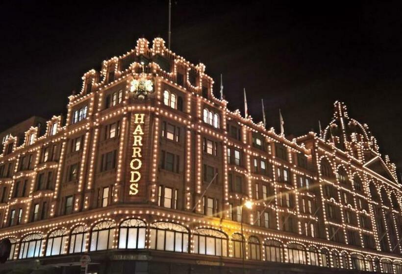 Pansiyon Room In Central London Overview Thames