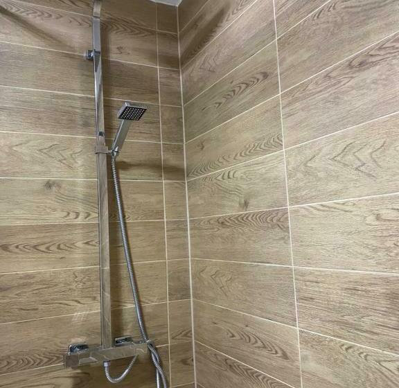 Pansiyon Room In Central London Overview Thames