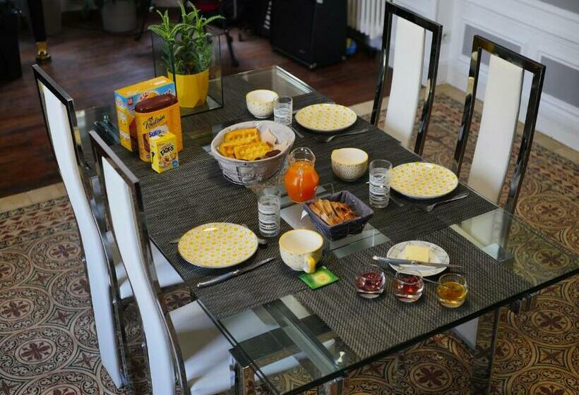 민박 Le Manoir De Louviers