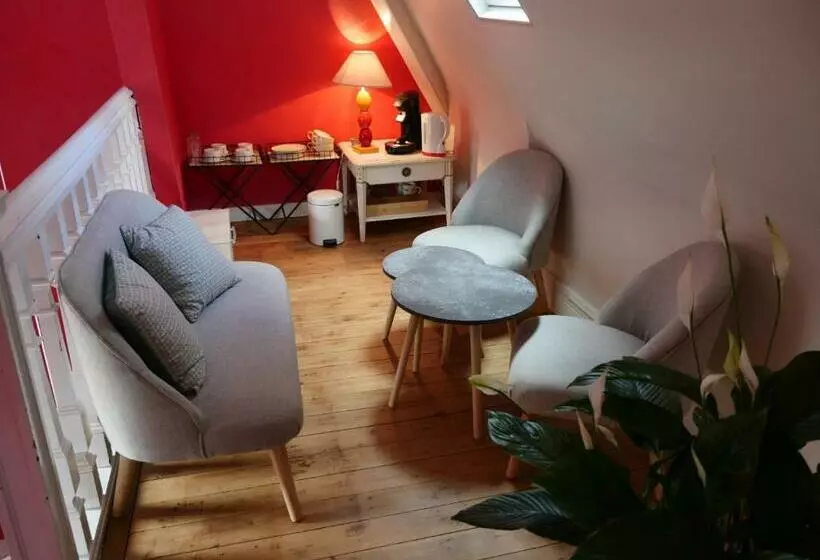تختخواب و صبحانه Le Manoir De Louviers