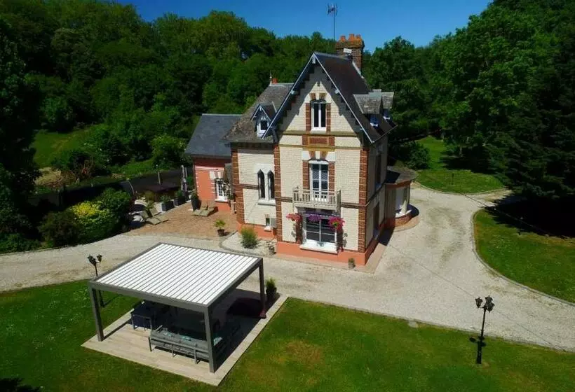 تختخواب و صبحانه Le Manoir De Louviers