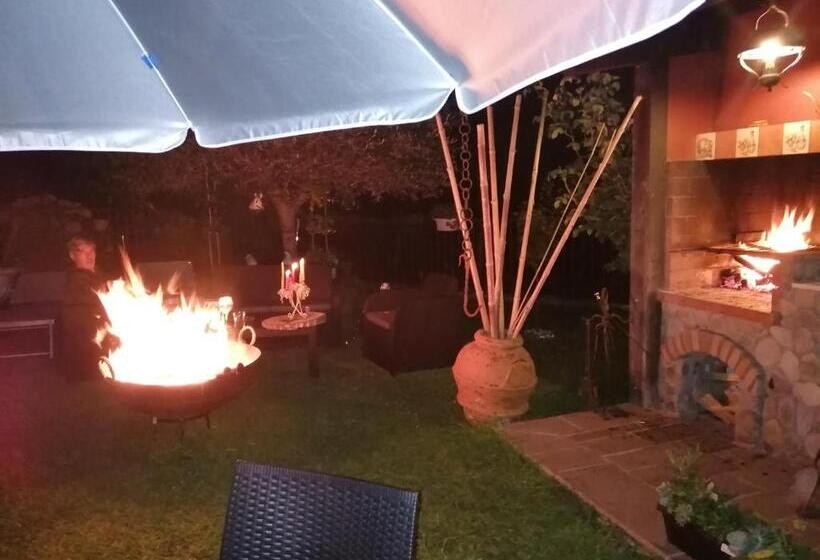 ベッドアンドブレックファースト Jasmine Cottage