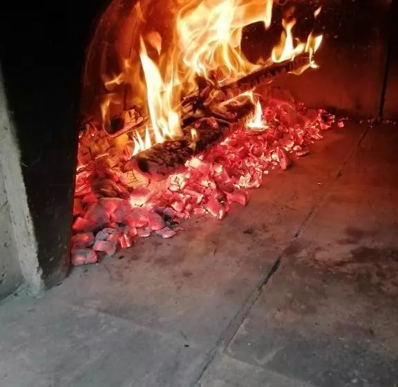 Aamiaismajoitus (B&B) Jasmine Cottage