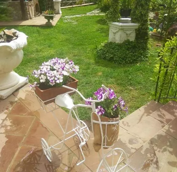 Aamiaismajoitus (B&B) Jasmine Cottage