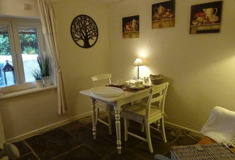 住宿加早餐  L Arbre De Vie