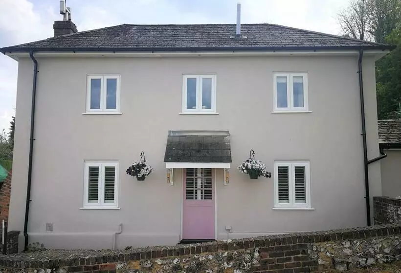 Aamiaismajoitus (B&B) Staggs Cottage