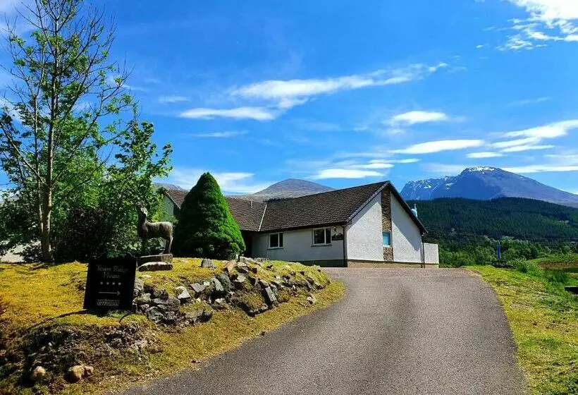 Aamiaismajoitus (B&B) Tower Ridge House