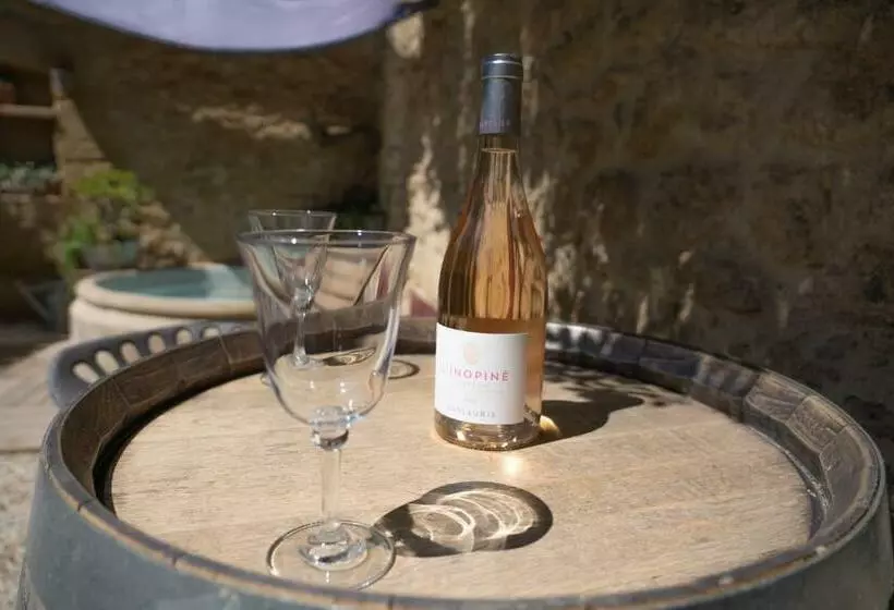 Aamiaismajoitus (B&B) Une Chambre En Luberon