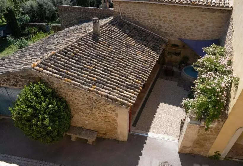Aamiaismajoitus (B&B) Une Chambre En Luberon