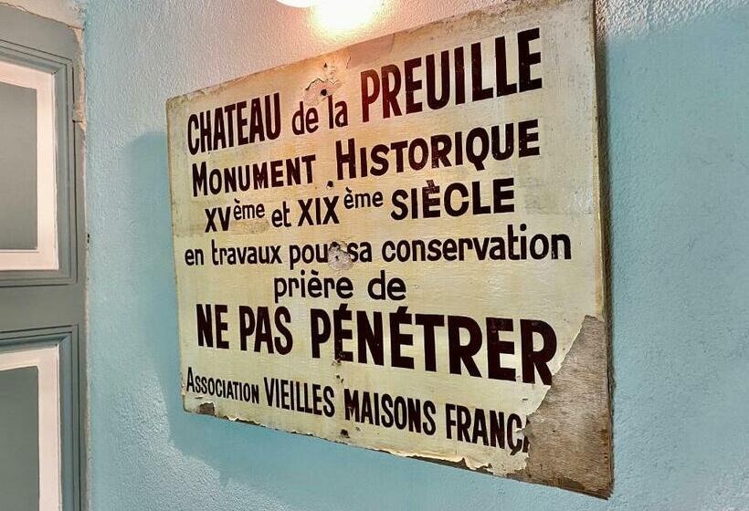 Château De La Preuille Bed & Breakfast