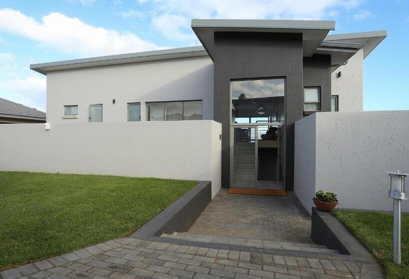 Erika27 Top B&b Choice