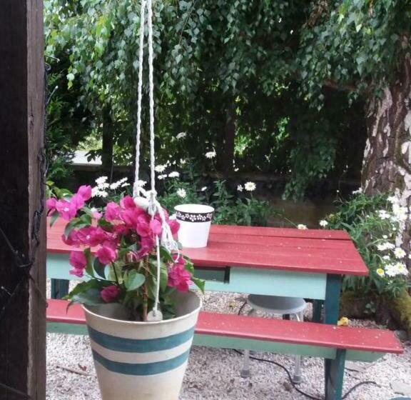 مبيت وإفطار Les Mouettes 1 Gite Ou 4 Chambres D Hote, Jardin ,bords De Loire