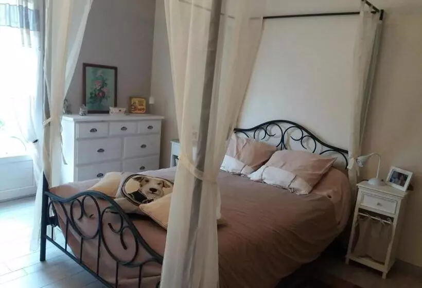 ベッドアンドブレックファースト Les Mouettes 1 Gite Ou 4 Chambres D Hote, Jardin ,bords De Loire