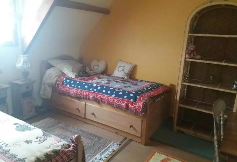 ベッドアンドブレックファースト Les Mouettes 1 Gite Ou 4 Chambres D Hote, Jardin ,bords De Loire