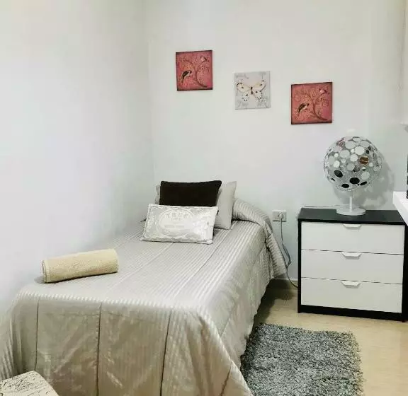 ペンション Cã©ntrica Y Acogedora Habitaciã³n
