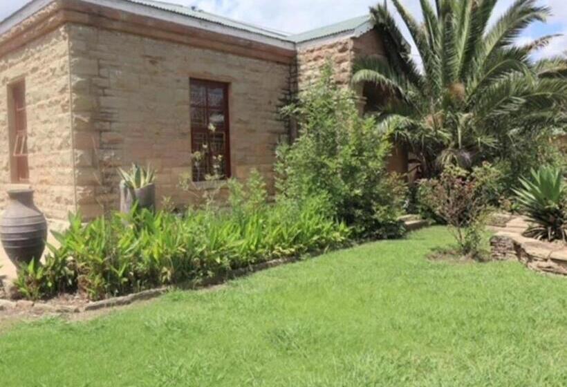 פנסיון Conti Inn Guesthouse