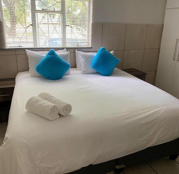 פנסיון Conti Inn Guesthouse