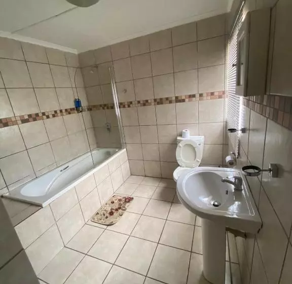 Majatalo Conti Inn Guesthouse