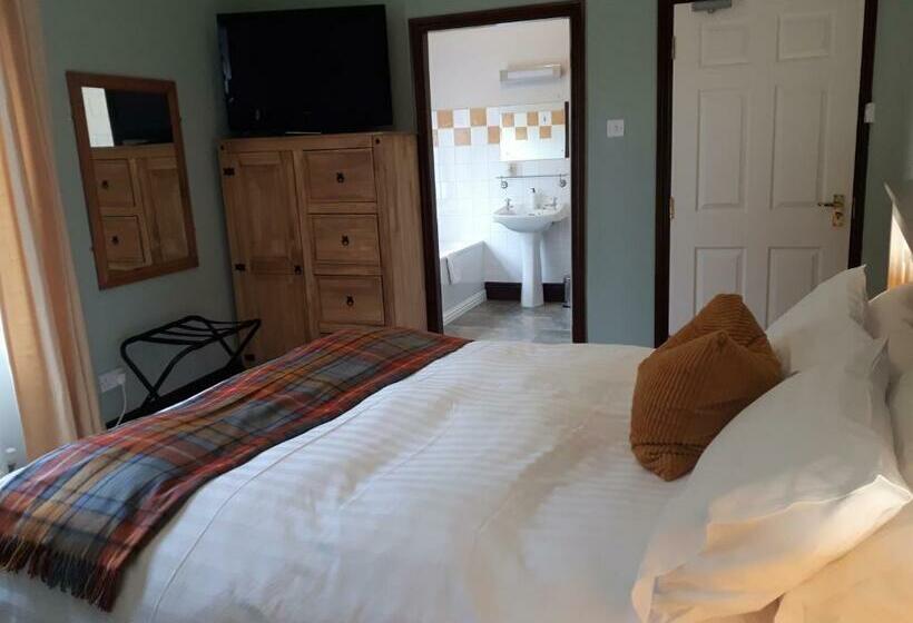 پانسیون Corsewall Arms Guest House