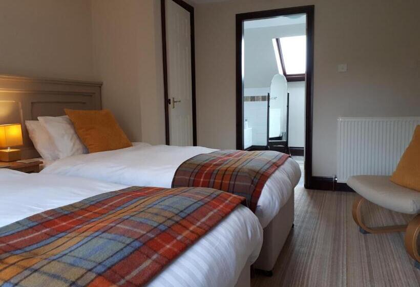 پانسیون Corsewall Arms Guest House