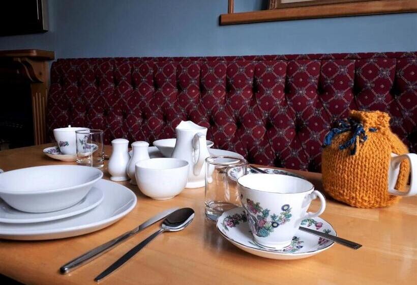 پانسیون Corsewall Arms Guest House